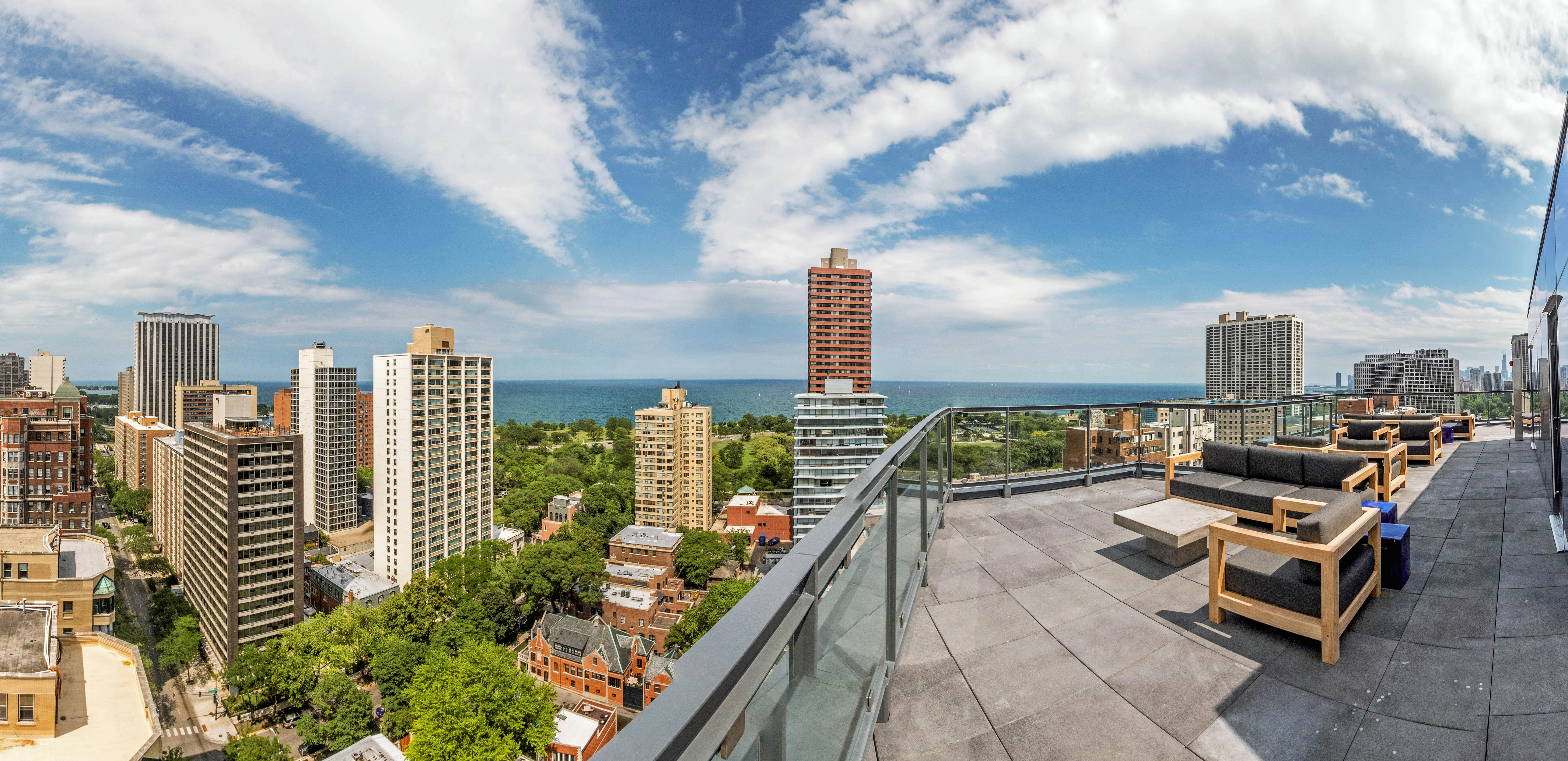 2950 North Sheridan Deck 2